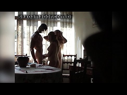 ❤️ Сексуални пријатељи позивају џиновског мушкарца и тројку са њим Јебени видео  код нас ☑