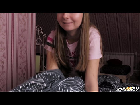 ❤️ Блондие дубоко сише свог другара и добија сперму у уста Јебени видео  код нас ☑